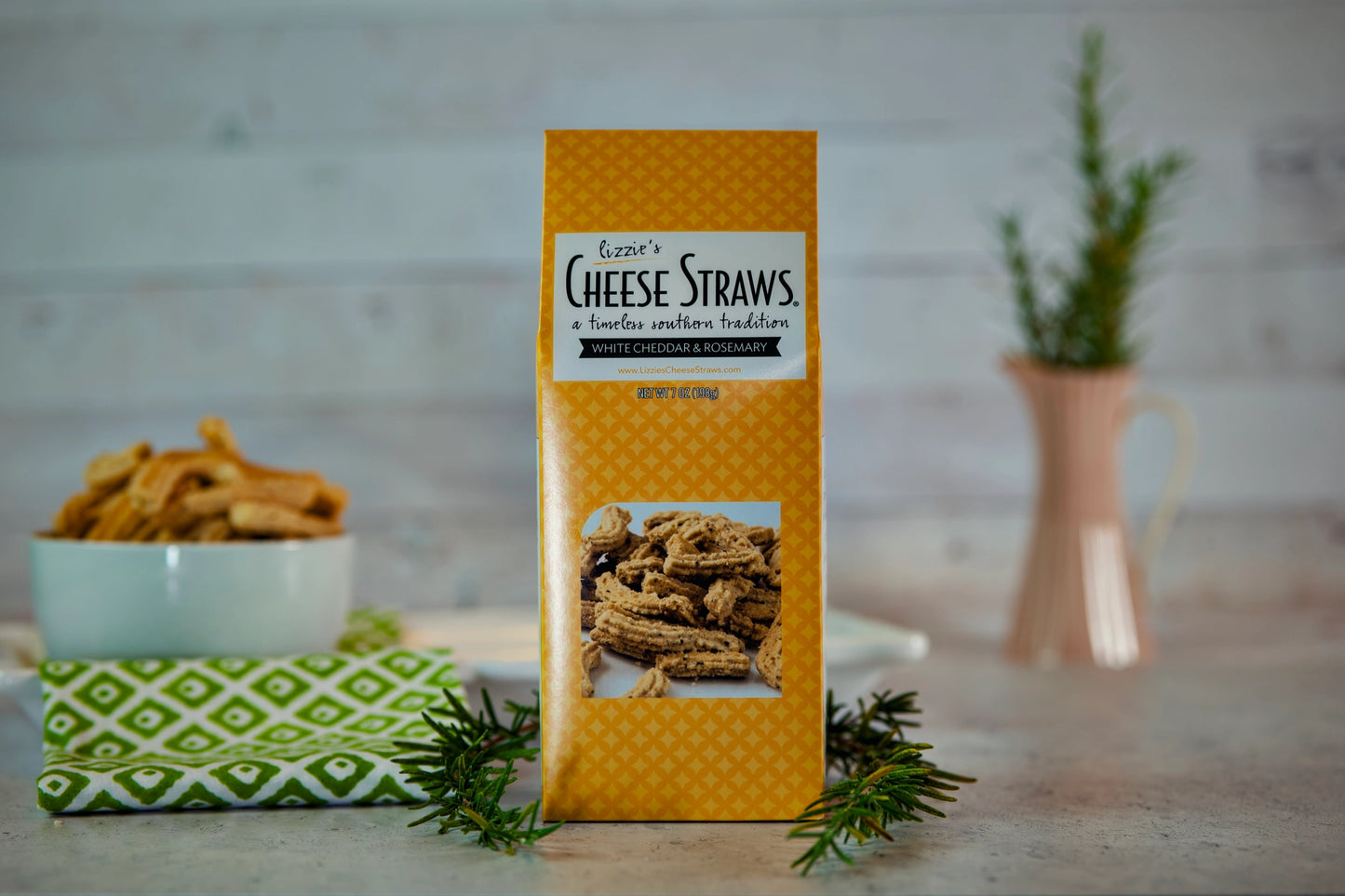 7 oz White Cheddar Rosemary Cheese Straws