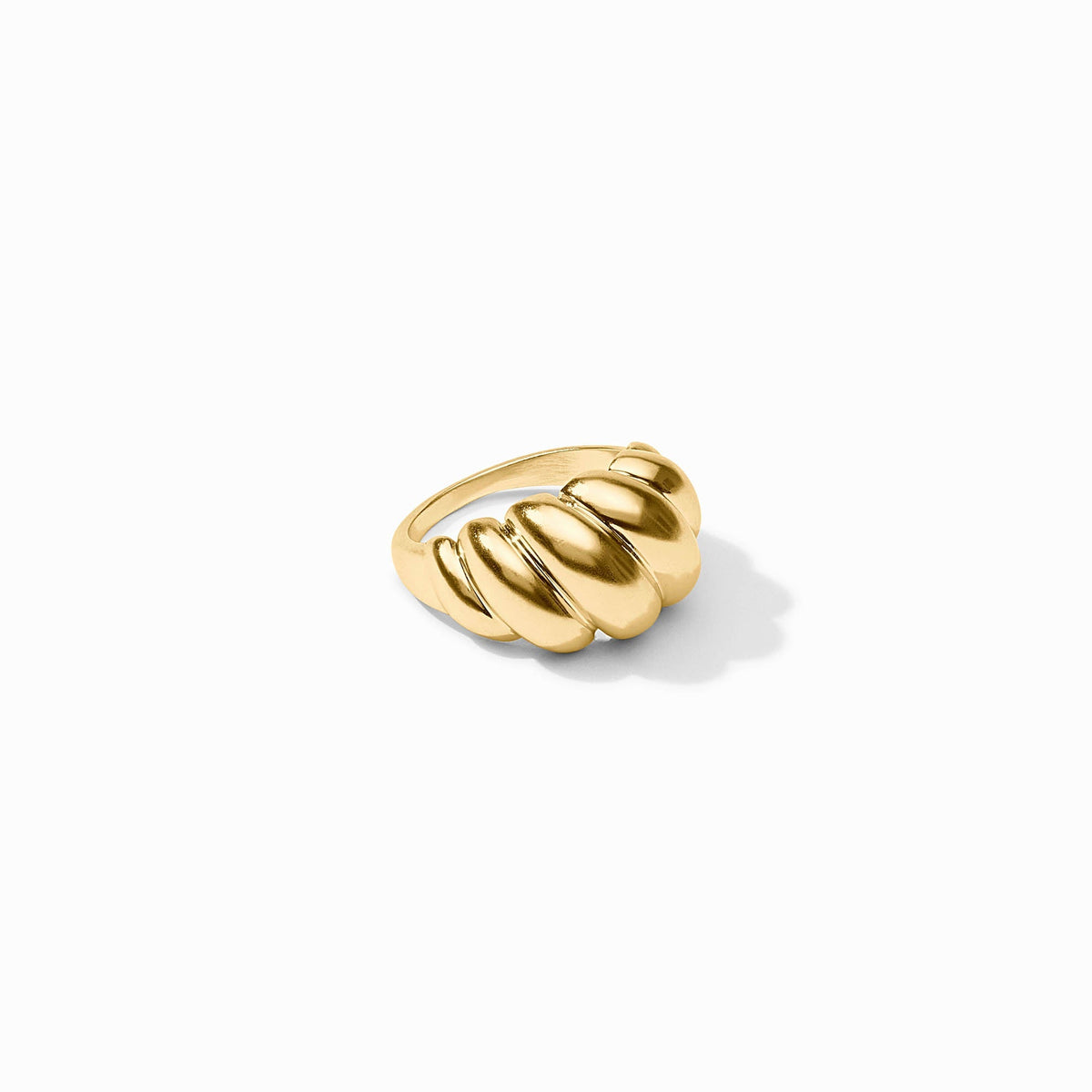 Julie Vos Ravello Ring