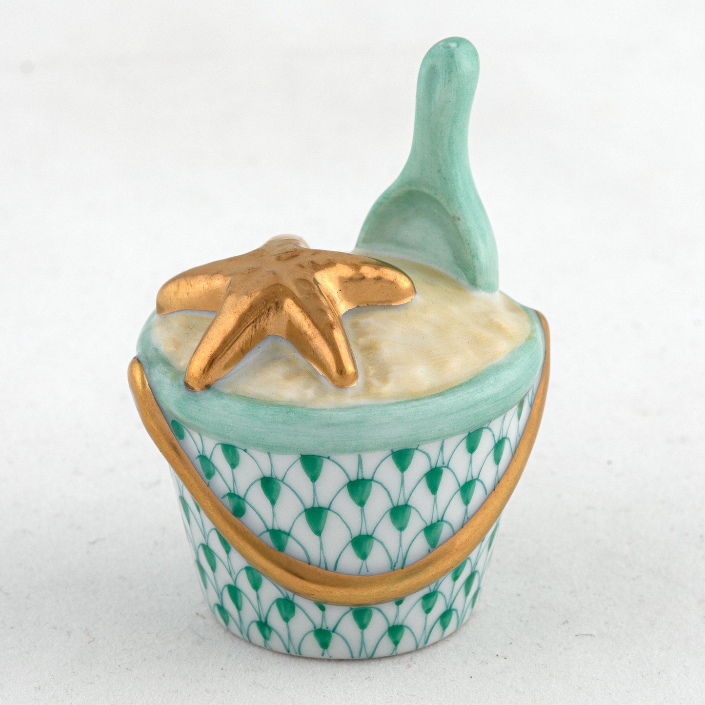 Beach Bucket in Green