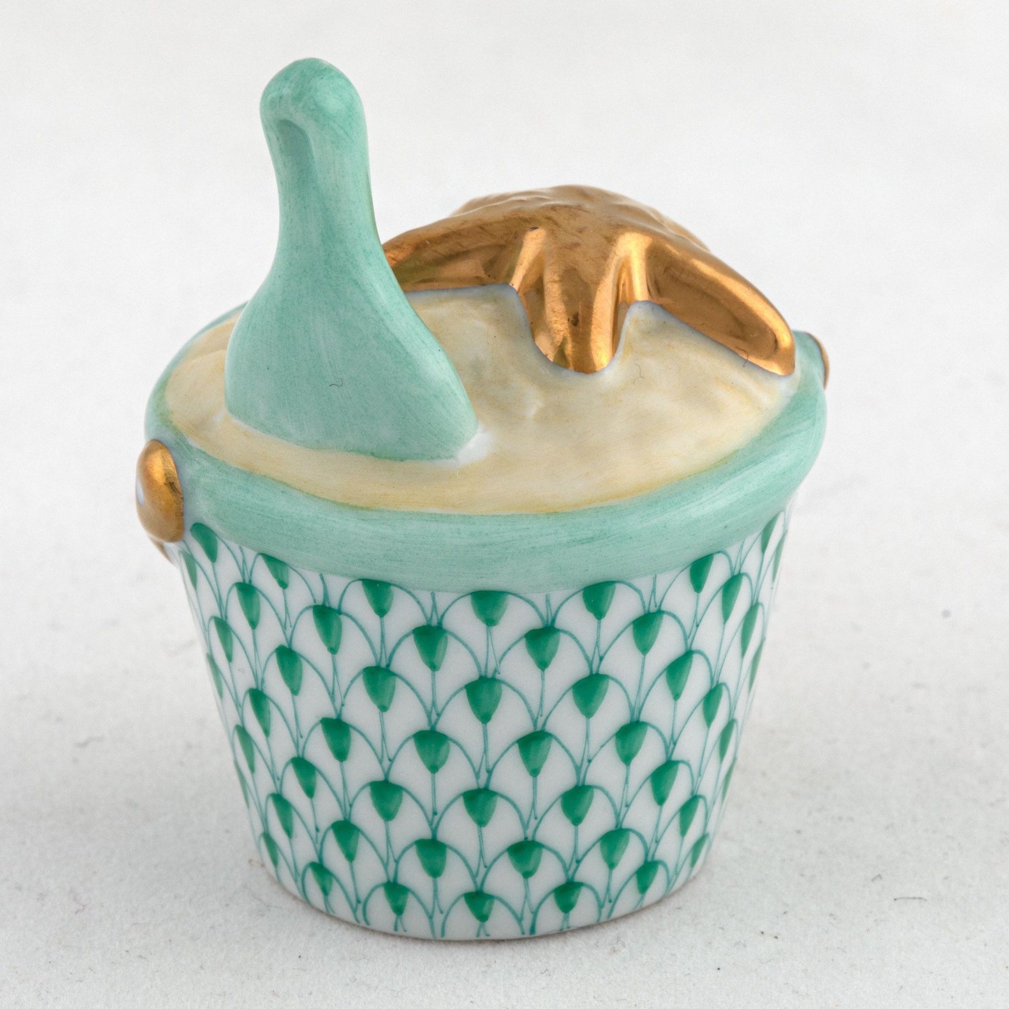Beach Bucket in Green