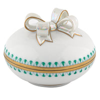 Round Box with Bow — Green