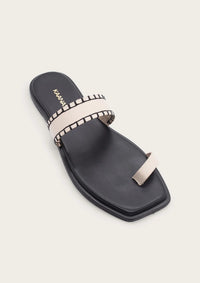 Black Pirita Toe Ring Sandal