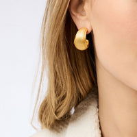 Julie Vos Cobblestone Statement Hoop