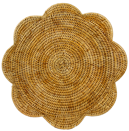 Rattan Scallop Round Placemat in Honey