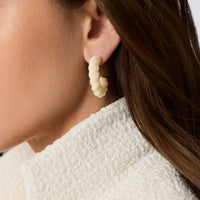 Julie Vos Ravello Hoop, Ivory
