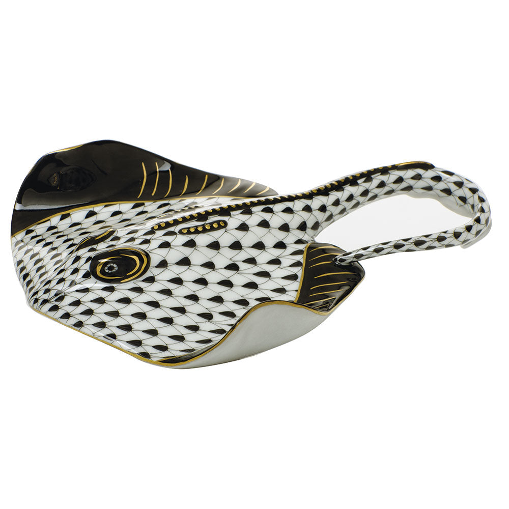 Stingray — Black