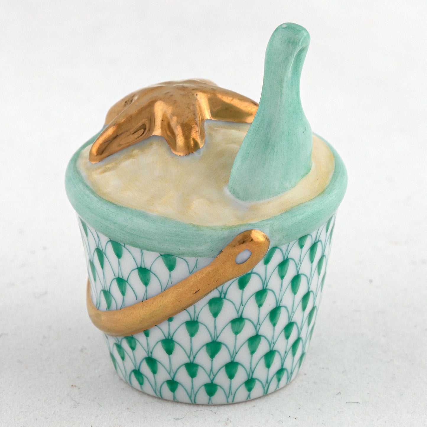 Beach Bucket in Green