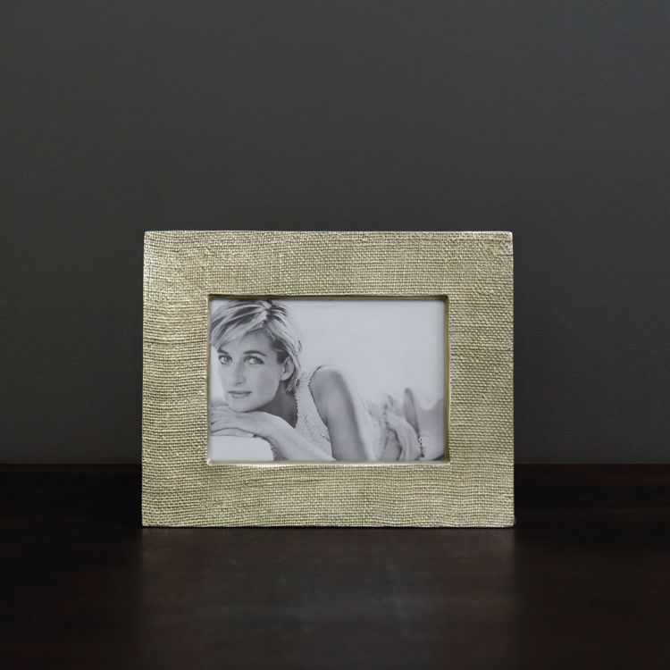 FRAME Sierra Modern Fina 5 x 7 Frame (Gold)